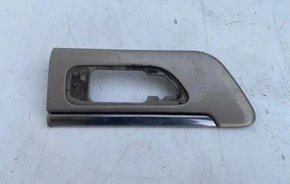 Volvo S80 Fender trim (molding) 8658932