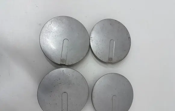 Volkswagen Golf III Original wheel cap 1H0601149 1H0601151 1T0601149
