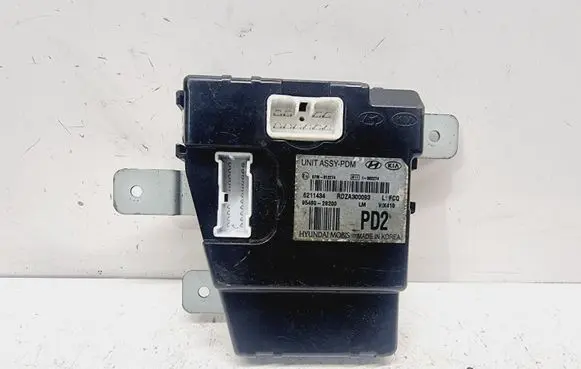 Hyundai ix35 Voltage converter/converter module 954602S200