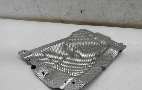 Mercedes-Benz GLE W167 Exhaust heat shield A1676820503