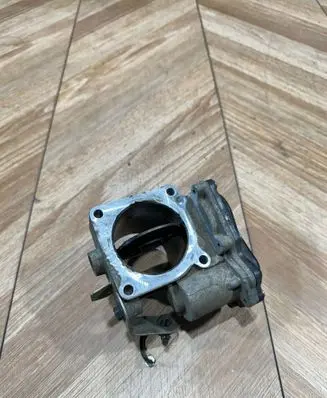 Nissan Navara D23 Throttle valve 161A00161R 403280214 H8201353976