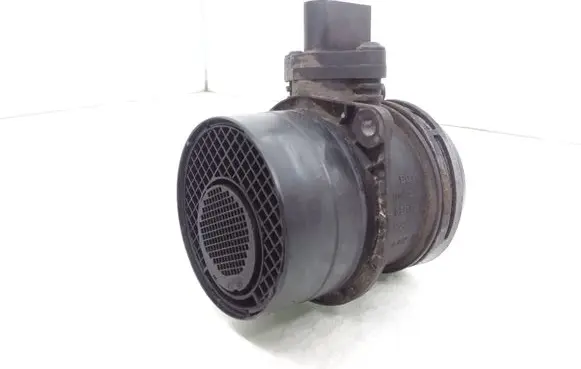 Volkswagen Touareg I Mass air flow meter 0281002461 074906461B