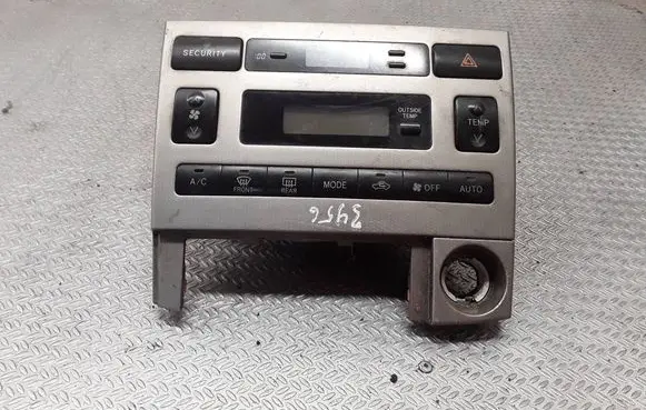 Toyota Corolla Verso E121 Climate control unit