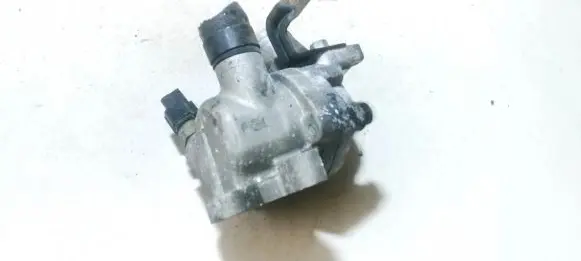 Honda CR-V Engine coolant pipe/hose