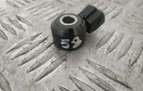 Mercedes-Benz GLA W156 X156 Detonation knock sensor A2709050900