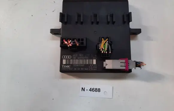 Audi A8 S8 D3 4E Comfort/convenience module 4E0907279S