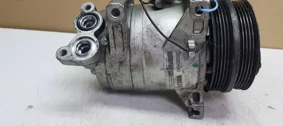 Volvo S40 Air conditioning (A/C) compressor (pump) 36050586