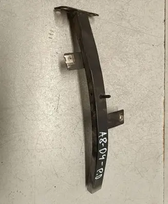 Audi A8 S8 D4 4H Fender mounting bracket 4H0821894