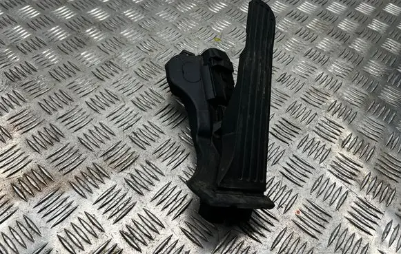 Skoda Octavia Mk2 (1Z) Accelerator throttle pedal 1K1723503AP 1K1721775 6PV011039
