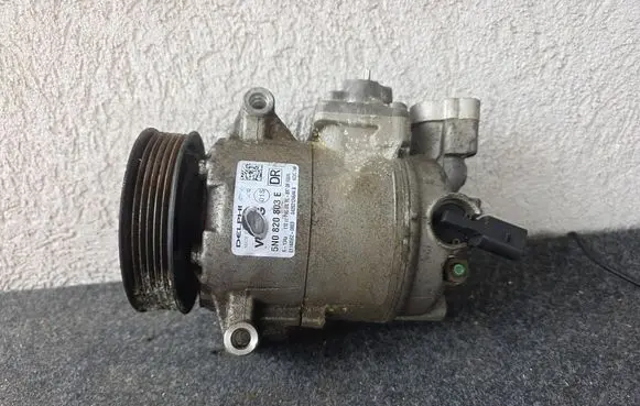 Volkswagen Golf Plus Air conditioning (A/C) compressor (pump) 5N0820803E