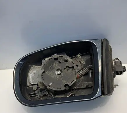 Mercedes-Benz E W210 Front door electric wing mirror 