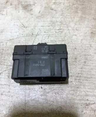 Toyota Avensis T250 Seat heating relay 200000 200045 200032