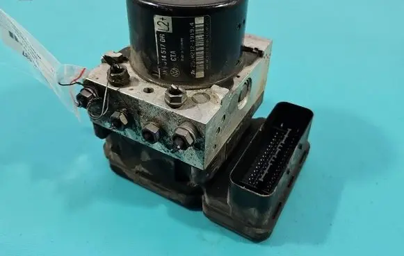 Volkswagen Jetta VI ABS Pump 1K0907379BL IMPRK1595537