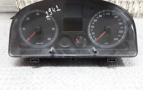 Volkswagen Caddy Speedometer (instrument cluster) 2K0920843C