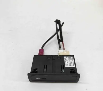USB socket connector