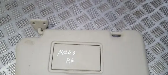 Nissan Note (E11) Sun visor