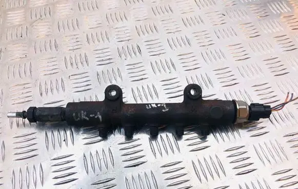 Ford Transit Fuel main line pipe 45PP31