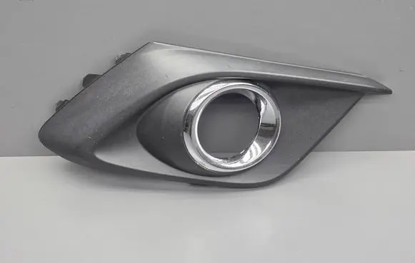 Mazda 3 III Front fog light trim/grill BJE150C11 K3006