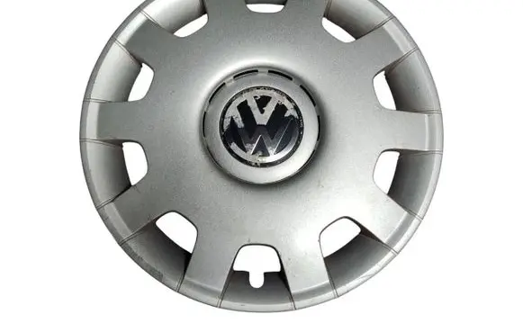 Volkswagen Golf IV R14 wheel hub/cap/trim 1J0601147L