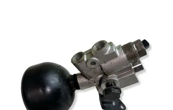 Mercedes-Benz SL R230 Air suspension valve block 2203270231