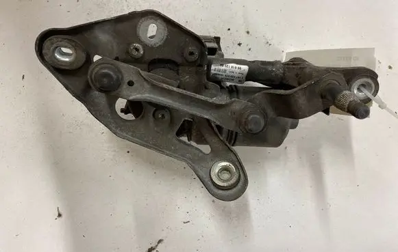 Peugeot 407 Wiper motor 3397020876