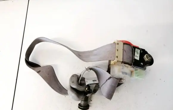Mazda Premacy Rear seatbelt t89243t e40428112