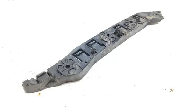Chrysler Pacifica Front bumper mounting bracket 68229138AC