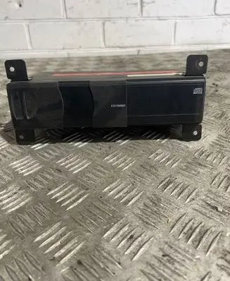 BMW X5 E53 CD/DVD changer 6913389
