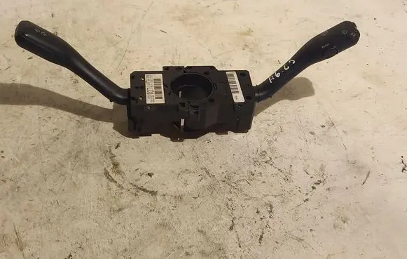 Audi A6 S6 C5 4B Indicator stalk 8L0953513 L01130701A04