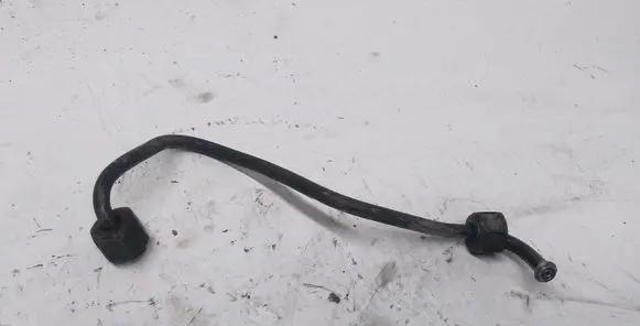Volkswagen Transporter - Caravelle T4 Fuel injector supply line/pipe 