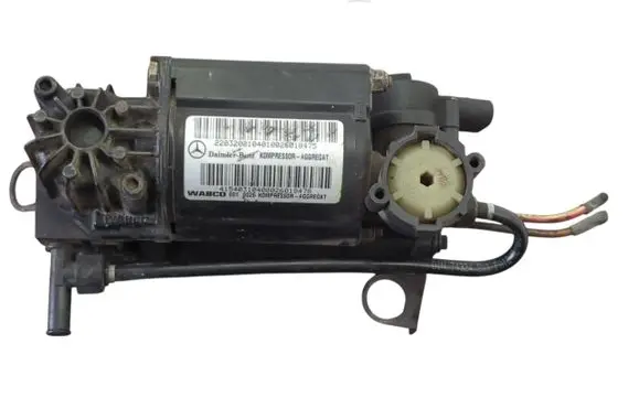Mercedes-Benz S W220 Air suspension compressor 22032001040100 26018475