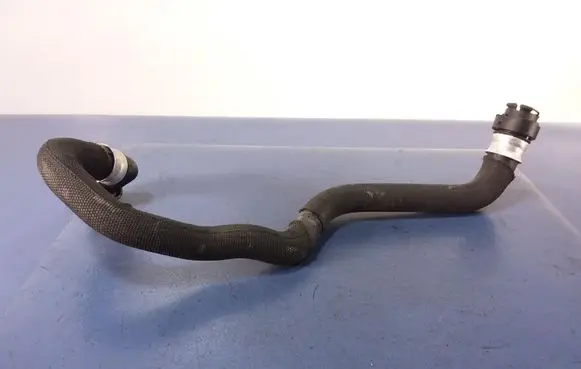 Citroen C4 II Picasso Engine coolant pipe/hose