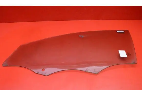 Ford Focus Front door window glass four-door 