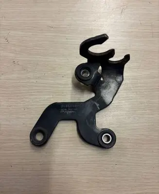 Volvo XC60 Gear shift cable bracket 6G9N7474EC