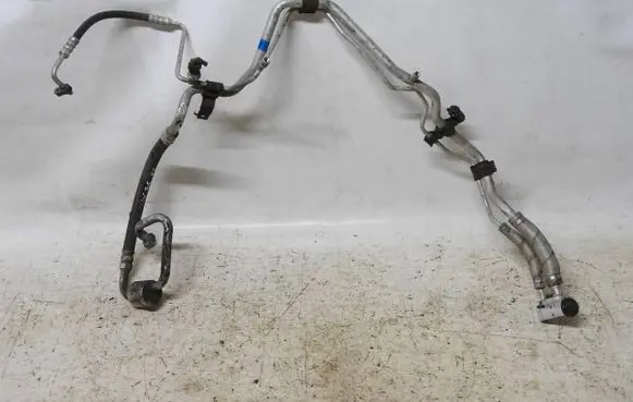 Hyundai ix35 Air conditioning (A/C) pipe/hose 97775-2Y300