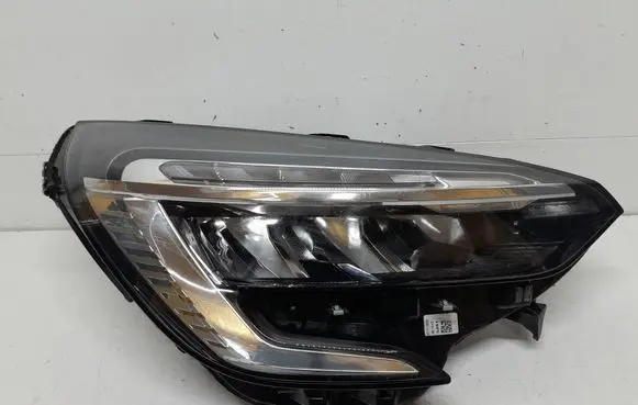 Renault Clio V Headlight/headlamp 260100902R