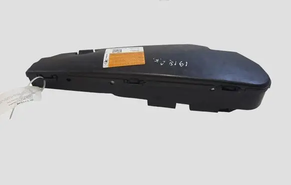 Volvo V40 Cross country Seat airbag P09123595 1P621011701C 1T21130350117
