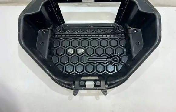 Tesla Model S Glove box
