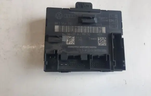 Audi A4 S4 B8 8K Door control unit/module 8K0959792