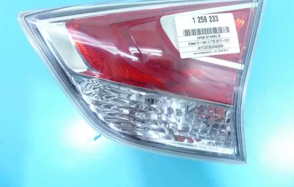 Nissan X-Trail T32 Rear/tail lights IMPRK1256233