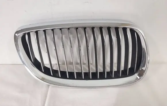 BMW 3 E90 E91 Front bumper upper radiator grill 224059