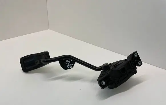 Audi A4 S4 B7 8E 8H Accelerator throttle pedal 8E2721523E