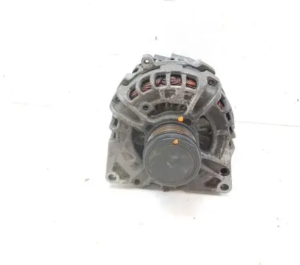 Mercedes-Benz CLA C117 X117 W117 Generator/alternator A0009061903