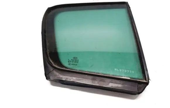 Rear vent window glass