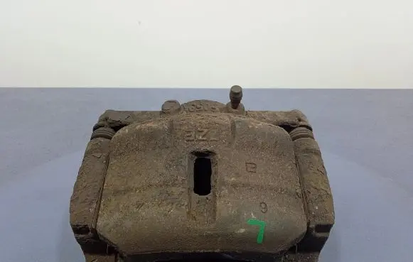 Nissan Qashqai Front brake caliper 6059
