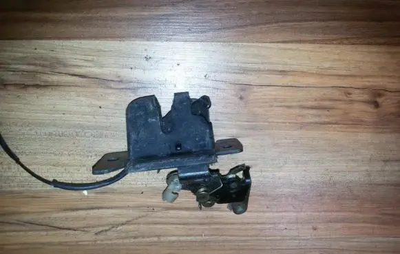 KIA Rio Tailgate/trunk/boot lock/catch/latch