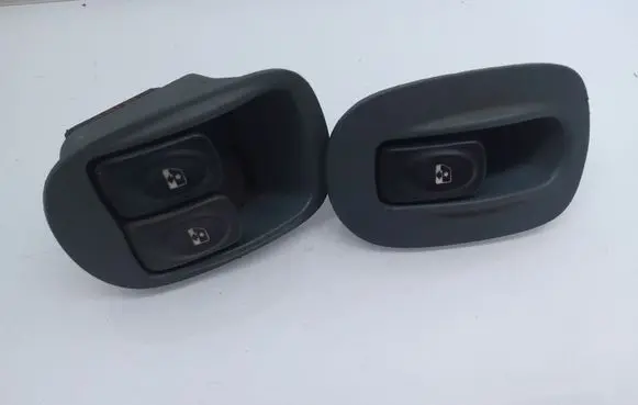 Renault Megane I Electric window control switch 7700836270 7700836269