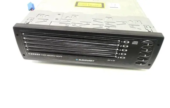 Volkswagen PASSAT B6 CD/DVD changer 7607769100 BP910058573138