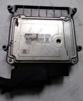 KIA Ceed Engine control unit/module 391102B600 0281201852
