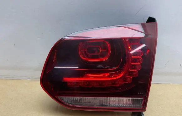 Volkswagen Golf VI Tailgate rear/tail lights 5K7945308